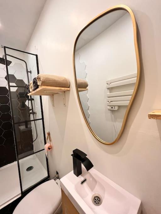 Cosy Close To Train Station, Paris And Cdg Airport Apartment *